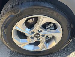 2023 Hyundai Tucson (No Badge)