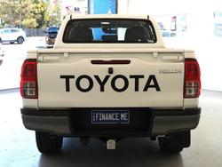 2023 Toyota Hilux SR