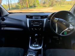 2020 Nissan Navara RX