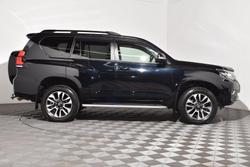 2022 Toyota Landcruiser Prado VX