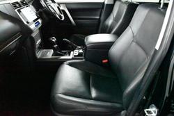 2022 Toyota Landcruiser Prado VX