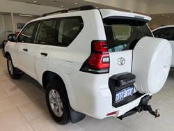 2023 Toyota Prado DSL WGN AT GX