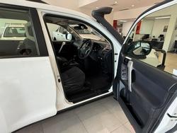 2023 Toyota Prado DSL WGN AT GX