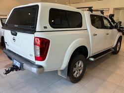 2016 Nissan
NAVARA ST (4x4)