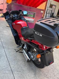 2000 Kawasaki
1000 GTR