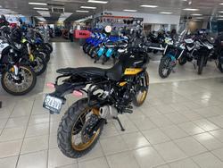 2024 Royal Enfield Himalayan 450 Himalayan Black