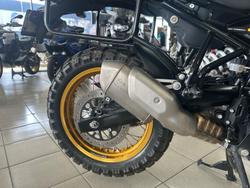 2024 Royal Enfield Himalayan 450 Himalayan Black