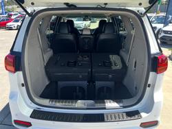 2018 Kia Carnival Platinum