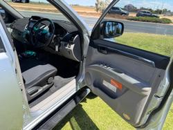 2015 Mitsubishi Challenger