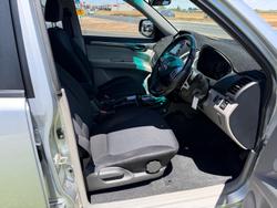 2015 Mitsubishi Challenger