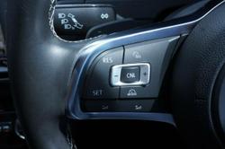 2016 Volkswagen
                Golf 110TSI Highline