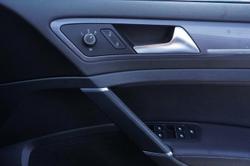 2016 Volkswagen
                Golf 110TSI Highline