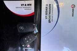 2016 Holden Commodore SV6 Black VF Series II MY16