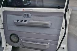 2023 Toyota Landcruiser GXL