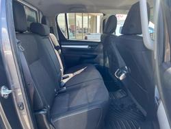 2018 Toyota Hilux SR5