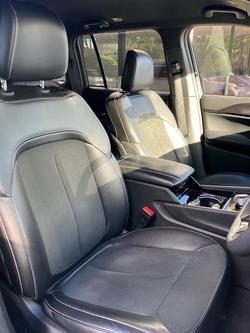 2022 Jeep Grand Cherokee Night Eagle