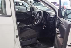 2021 Isuzu D-MAX SX High Ride MY21 4x2 Mineral White