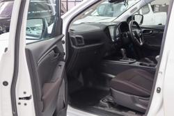 2021 Isuzu D-MAX SX High Ride MY21 4x2 Mineral White