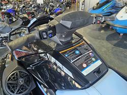 2025 Yamaha VX CR PWC Deepwater Blue