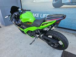 2024 Kawasaki NINJA 400 Green
