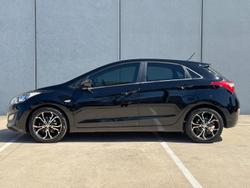 2013 Hyundai i30 Active GD Phantom Black