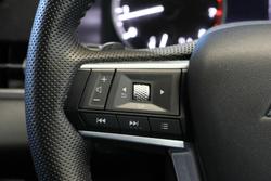 2023 Mitsubishi Outlander LS