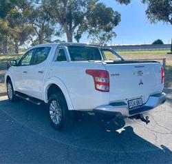 2016 Mitsubishi Triton GLS