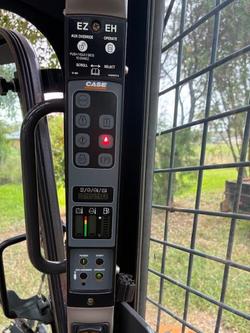 2016 CASE CONSTRUCTION Sr200 Orange