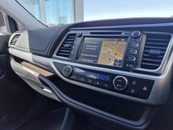 2019 Toyota Kluger Black Edition