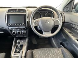 2024 Mitsubishi ASX ES