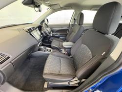 2024 Mitsubishi ASX ES