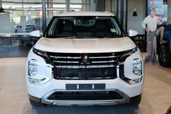 2025 Mitsubishi Outlander Aspire