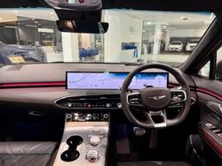 2025 Genesis
GV70 3.5T SIGNATURE SPORT