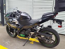 2021 Kawasaki Ninja 400 (EX400G) Ninja Grey