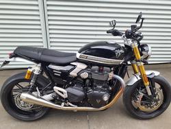 2025 Triumph Speed Twin 1200 RS Speed Twin Black