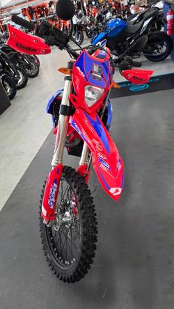 2022 BETA RR 390 4T EFI Red
