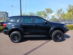 2022 Ford
Everest Sport