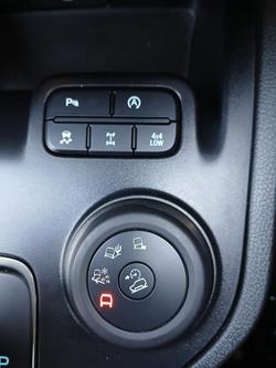 2022 Ford
Everest Sport