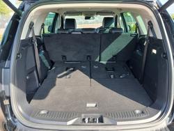 2022 Ford
Everest Sport