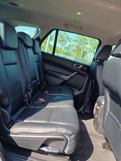 2022 Ford
Everest Sport