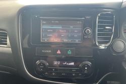 2016 Mitsubishi
Outlander LS