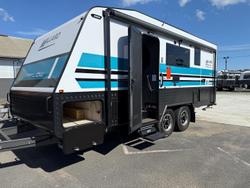 Millard Mflow 19'11 Triple Bunk