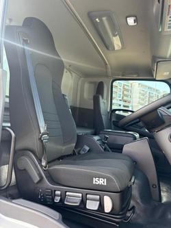 2025 Isuzu F Series FVL 260-300 AT R67