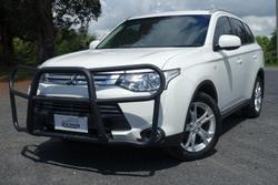 2014 Mitsubishi Outlander ES ZJ MY14.5 4X4 On Demand White