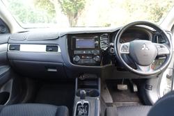 2014 Mitsubishi Outlander ES ZJ MY14.5 4X4 On Demand White