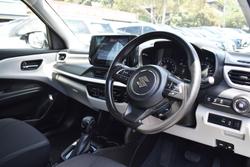 2024 Suzuki Swift Hybrid UZ Pure White