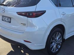 2022 Mazda CX-5 G35 Akera