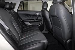 2025 MG HS Super Hybrid Essence