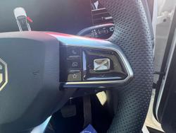 2025 MG HS Super Hybrid Essence