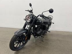 2025 Royal Enfield 2025 Royal Enfield 350CC CLASSIC 350 STEALTH BLACK Black